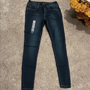 NWOT juniors SO jeggings, dark blue